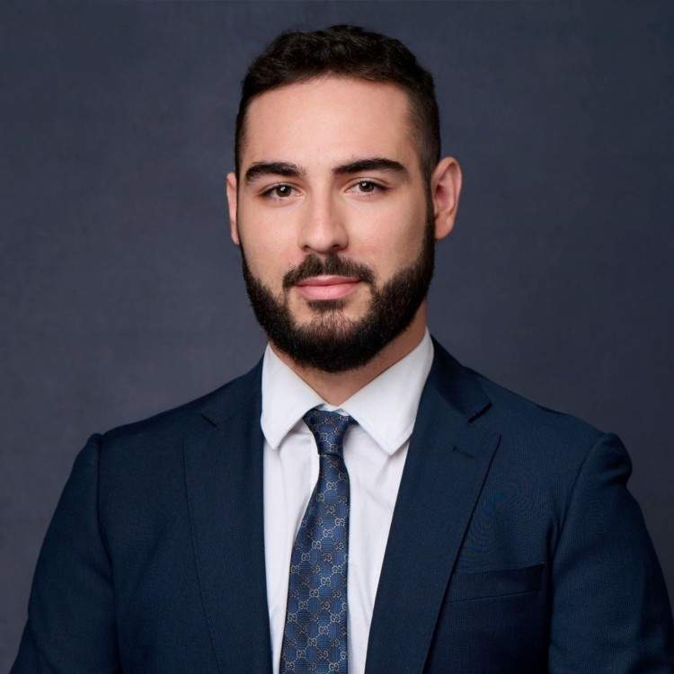 Gary Balyezyan, Associate Attorney